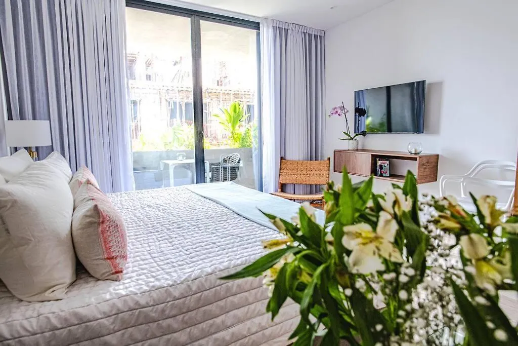 Ocean View Studio, Rooftop Pool, Steps From Beach Hyatt Playa del Carmen 0*,